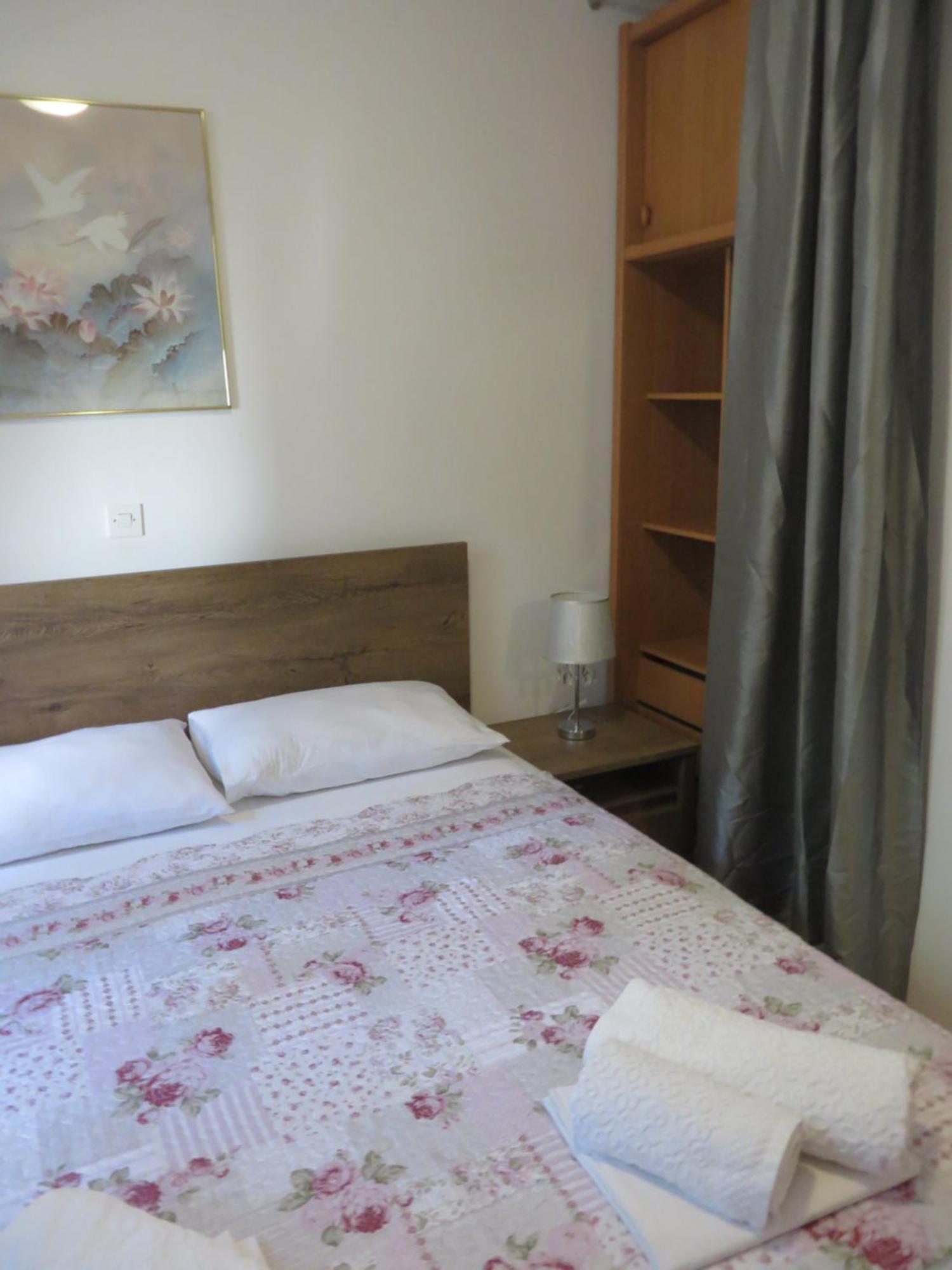Soline Beach Apartments Biograd Na Moru Rum bild
